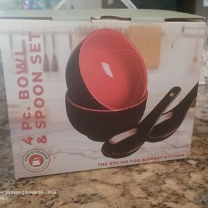 Red and Black Bowl & Spoon Set.Ramen Bowl Set. New In box